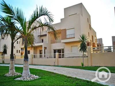 4 Bedroom Villa for Sale in 6th of October, Giza - 2fc2563d-84f9-4fbd-9cb9-07b779dea349. jpg