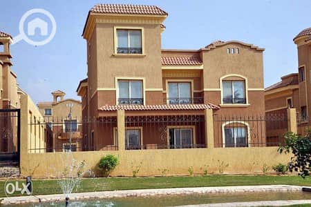 6 Bedroom Villa for Sale in New Cairo, Cairo - Good opportunity _ Villa 700 m in les Rios compound