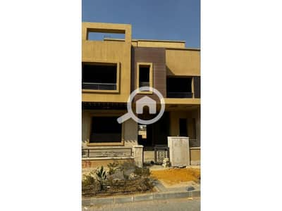 4 Bedroom Townhouse for Sale in 6th of October, Giza - WhatsApp Image 2025-01-27 at 2.28. 02 PM (1). jpg