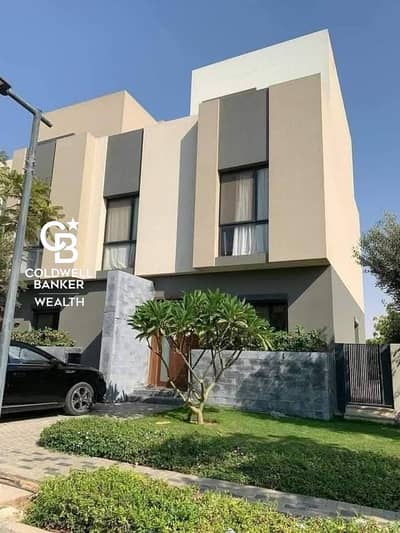 5 Bedroom Villa for Sale in Shorouk City, Cairo - WhatsApp Image 2025-01-27 at 1.54. 58 PM. jpeg