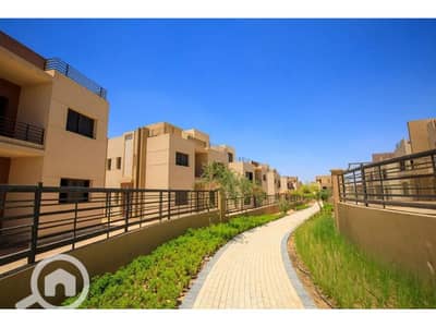 5 Bedroom Villa for Sale in Sheikh Zayed, Giza - 07b97a18-75a3-417f-85b9-a73a523e6952. jfif. jpg