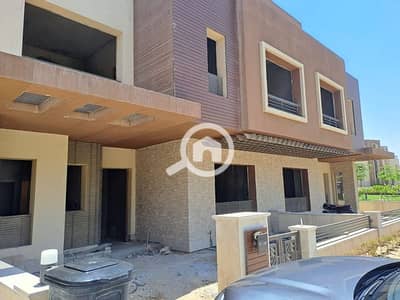 5 Bedroom Twin House for Sale in 6th of October, Giza - IMG-20241121-WA0002. jpg