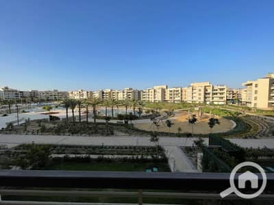 3 Bedroom Penthouse for Sale in 6th of October, Giza - IMG-20250202-WA0146. jpg