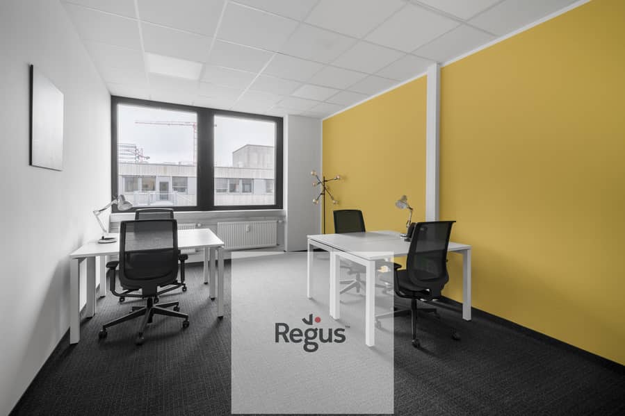 7 Regus Lyoner Stern 5166 Frankfurt Germany Office - Lyoner Stern. jpg