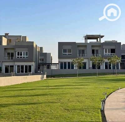 5 Bedroom Twin House for Sale in Sheikh Zayed, Giza - 468741525_2236045180104869_636388368015584612_n. jpg