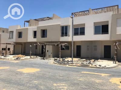 4 Bedroom Townhouse for Sale in Sheikh Zayed, Giza - yzTk6Lb-AvampMIoG0ms9-default. jpeg