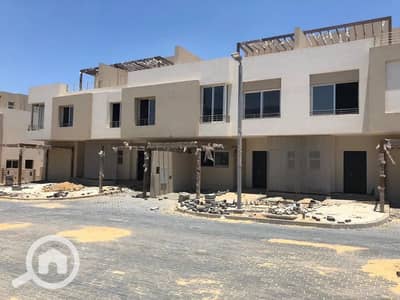 4 Bedroom Townhouse for Sale in Sheikh Zayed, Giza - yzTk6Lb-AvampMIoG0ms9-default. jpeg