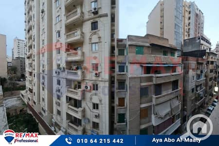 3 Bedroom Flat for Sale in Laurent, Alexandria - 1. jpg