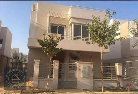 5 Bedroom Villa for Sale in Sheikh Zayed, Giza - 2022-12-06. jpg