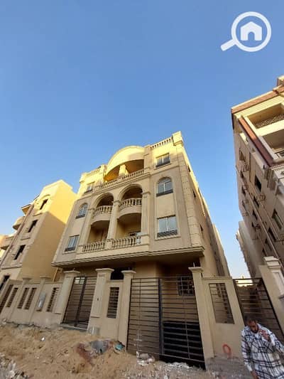 فلیٹ 3 غرف نوم للبيع في القاهرة الجديدة، القاهرة - شقة للبيع في النرجس الجديدة موقع مميز دور أول ٣ غرف و٢ حمام