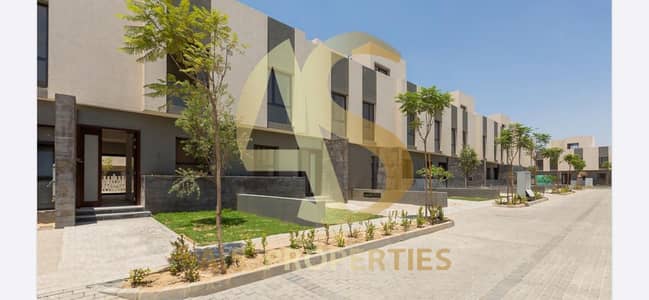 4 Bedroom Townhouse for Sale in Shorouk City, Cairo - 0d83bd53-4710-4fa2-9adc-0bb884c181a4. jpg