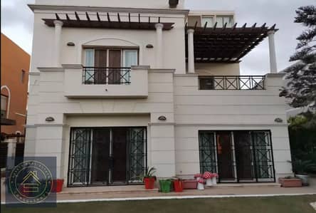 4 Bedroom Townhouse for Sale in Sheikh Zayed, Giza - yUuSArXbkLRNFuGK. jpg