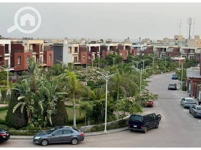 4 Bedroom Townhouse for Sale in Sheikh Zayed, Giza - e16f9d04-80e1-41ef-93fc-929f5cca36cb. jpg