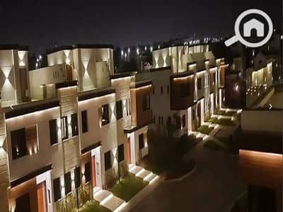 4 Bedroom Townhouse for Sale in New Cairo, Cairo - 0u9j_800x600. jpg