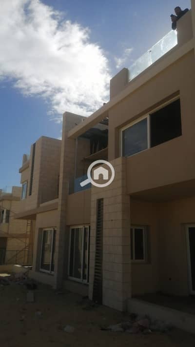 5 Bedroom Townhouse for Sale in 6th of October, Giza - WhatsApp Image 2025-01-07 at 13.37. 10_d0d6b9b0. jpg