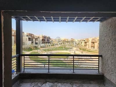 4 Bedroom Townhouse for Sale in 6th of October, Giza - 6dce47ee-40eb-487d-bbb0-eae601dd2500. png