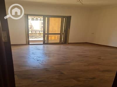 3 Bedroom Flat for Sale in El Fostat, Cairo - IMG-20241009-WA0059. jpg