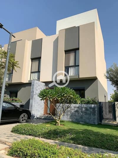 5 Bedroom Villa for Sale in Shorouk City, Cairo - d78d5b09-f9b8-4515-abcd-1d81326a982e. jpeg