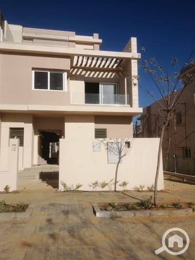 3 Bedroom Townhouse for Sale in 6th of October, Giza - WhatsApp Image 2025-01-15 at 1.22. 13 PM. jpeg