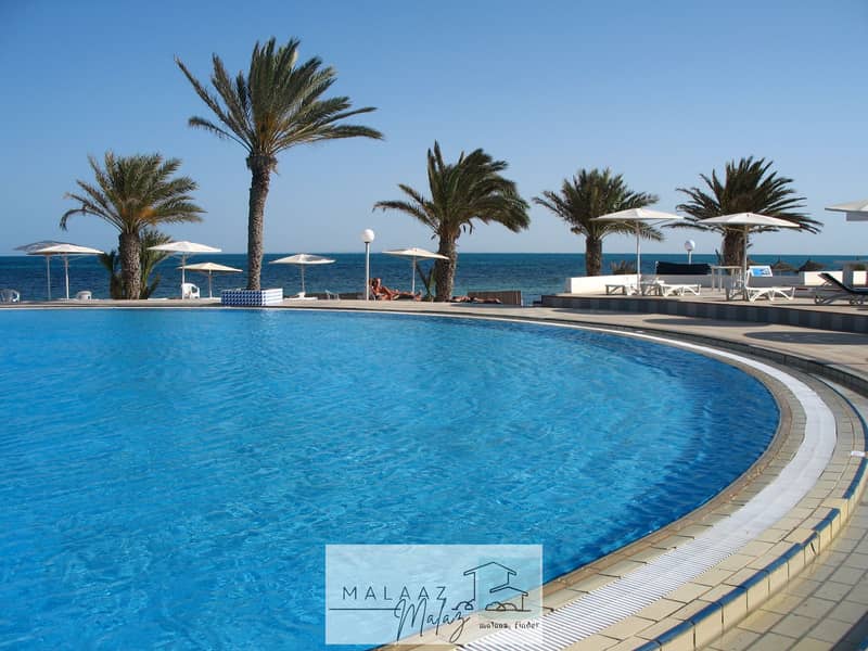 8 Djerba_el_mouradi_menzel_hotel_pool-2. jpg