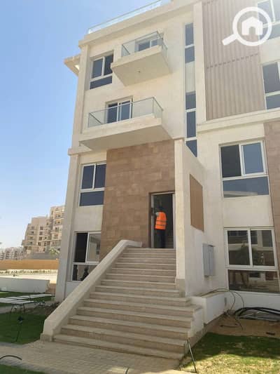 3 Bedroom Penthouse for Sale in 6th of October, Giza - 480566770_612080661446557_7041763711301722119_n. jpg