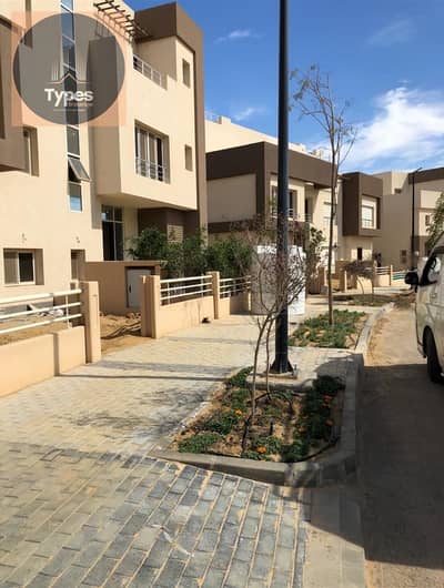 4 Bedroom Twin House for Sale in 6th of October, Giza - c3513610-95ed-43e1-aca1-409496cc7828. jpg