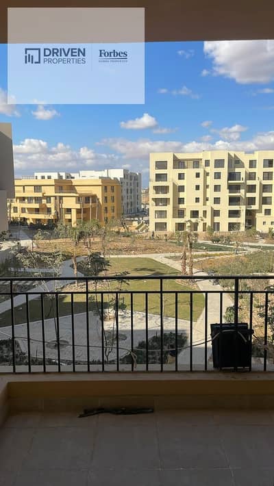 3 Bedroom Apartment for Sale in 6th of October, Giza - 04037520-cecf-4777-bf3e-f1768d6c4c8b. jpg