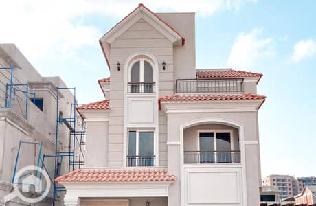 8 Bedroom Villa for Sale in Smoha, Alexandria - WhatsApp Image 2025-02-10 at 3.04. 58 PM. jpg