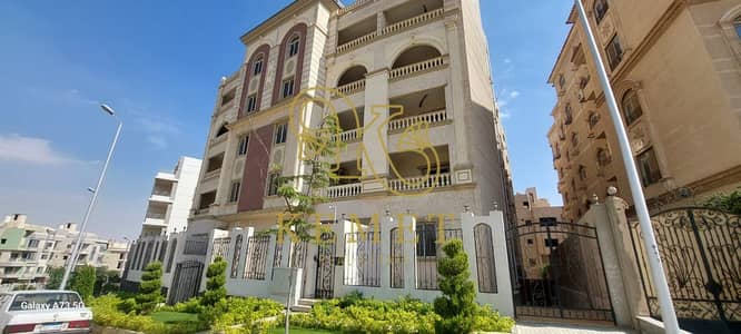 3 Bedroom Flat for Sale in New Cairo, Cairo - الرابعة. jpg