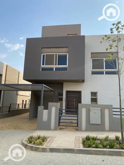 4 Bedroom Twin House for Sale in Sheikh Zayed, Giza - WhatsApp Image 2025-01-28 at 16.31. 29_65821c4b. jpg