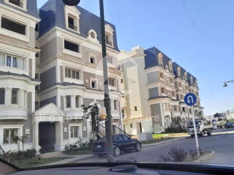 12 villas for sale in mountain view hyde park new cairo . jpg