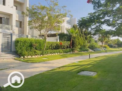 4 Bedroom Apartment for Sale in Sheikh Zayed, Giza - FB_IMG_1735050215039. jpg