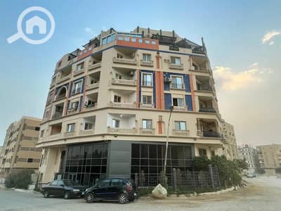 3 Bedroom Apartment for Sale in Mokattam, Cairo - شقة للبيع 145 متر ارضى بحديقة بالحى الثالث الهضبة الوسطى المقطم