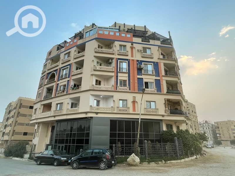 شقة للبيع 145 متر ارضى بحديقة بالحى الثالث الهضبة الوسطى المقطم