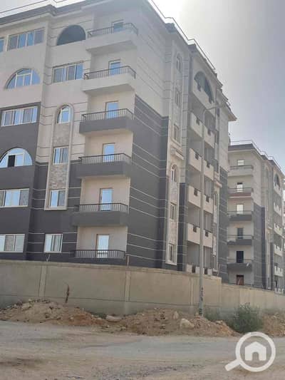 3 Bedroom Flat for Sale in New Cairo, Cairo - 5870055b-eda9-4351-a285-2b147baa2e76. jpg