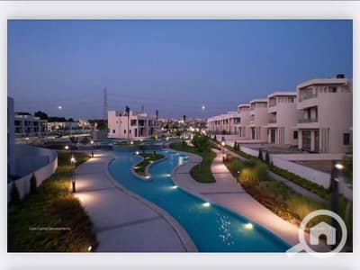 4 Bedroom Townhouse for Sale in Sheikh Zayed, Giza - 57ac9a5e-5eea-4c0c-a8e4-5b49b6e725c8. jpg