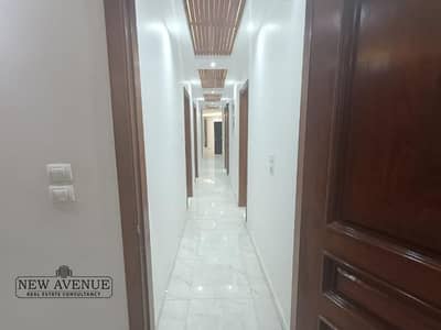 3 Bedroom Flat for Sale in New Cairo, Cairo - 1fe29409-66e6-4ef5-906e-f77d8af37a7b. jpg