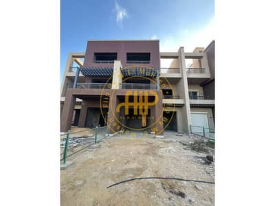 4 Bedroom Townhouse for Sale in 6th of October, Giza - WhatsApp Image 2024-11-24 at 17.35. 46_37c2028b. jpg