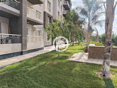 3 Bedroom Apartment for Sale in Madinaty, Cairo - شقه جاهزه بالمفتاح على مجري السيل  ارضي ١٠٧ b12 بأوفر ٨٠٠ الف