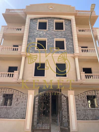 3 Bedroom Flat for Sale in New Cairo, Cairo - WhatsApp Image 2025-02-17 at 00.12. 54. jpeg