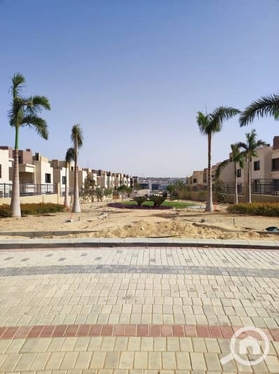 3 Bedroom Twin House for Sale in Sheikh Zayed, Giza - 0e76ab23-6a7e-4d9f-8636-0f89e0c87401. jpg