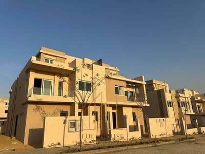 3 Bedroom Townhouse for Sale in 6th of October, Giza - IMG-20250119-WA0001. jpg