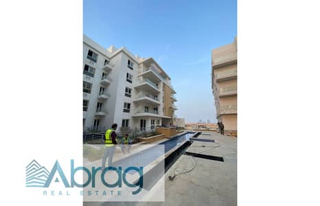 3 Bedroom Flat for Sale in 6th of October, Giza - clup (12). jpg