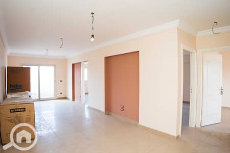 3 Bedroom Apartment for Sale in Gianaclis, Alexandria - DSC07977. jpg