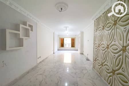 3 Bedroom Flat for Sale in Laurent, Alexandria - WhatsApp Image 2025-02-20 at 1.10. 03 AM (4). jpg