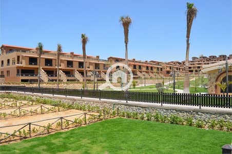 6 Bedroom Villa for Sale in Sheikh Zayed, Giza - DSC_0008-1. jpg