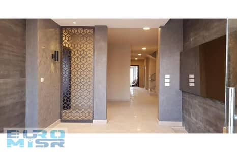 3 Bedroom Flat for Sale in New Cairo, Cairo - GKWZyIWqUIth4aEDs1YkksB0mKKFN4. jpg