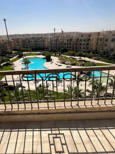 3 Bedroom Penthouse for Sale in New Cairo, Cairo - Stone Residence_1. jpg