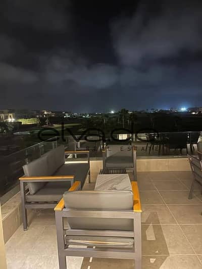 3 Bedroom Penthouse for Sale in New Cairo, Cairo - Sari_1. jpg