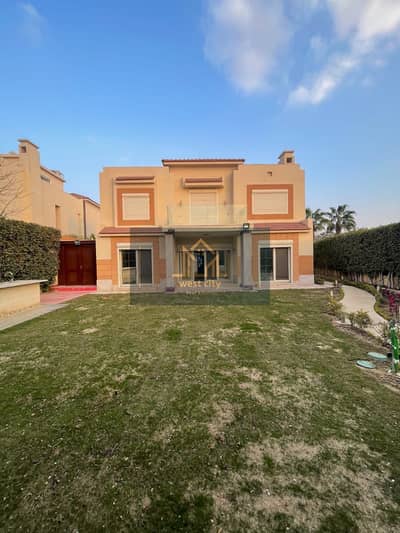 4 Bedroom Villa for Sale in Sheikh Zayed, Giza - IMG-20250222-WA0168. jpg